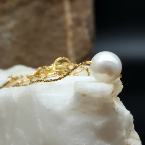 Natural Freshwater Pearl Pendant Luxury 14K Gold pl Chain Hypoallergenic